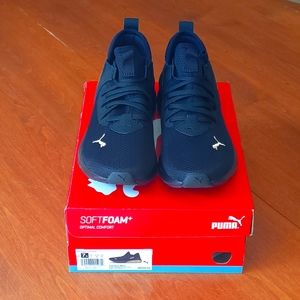 Puma Women's Cell Vive Running Shoes  7.5 (New in Box)